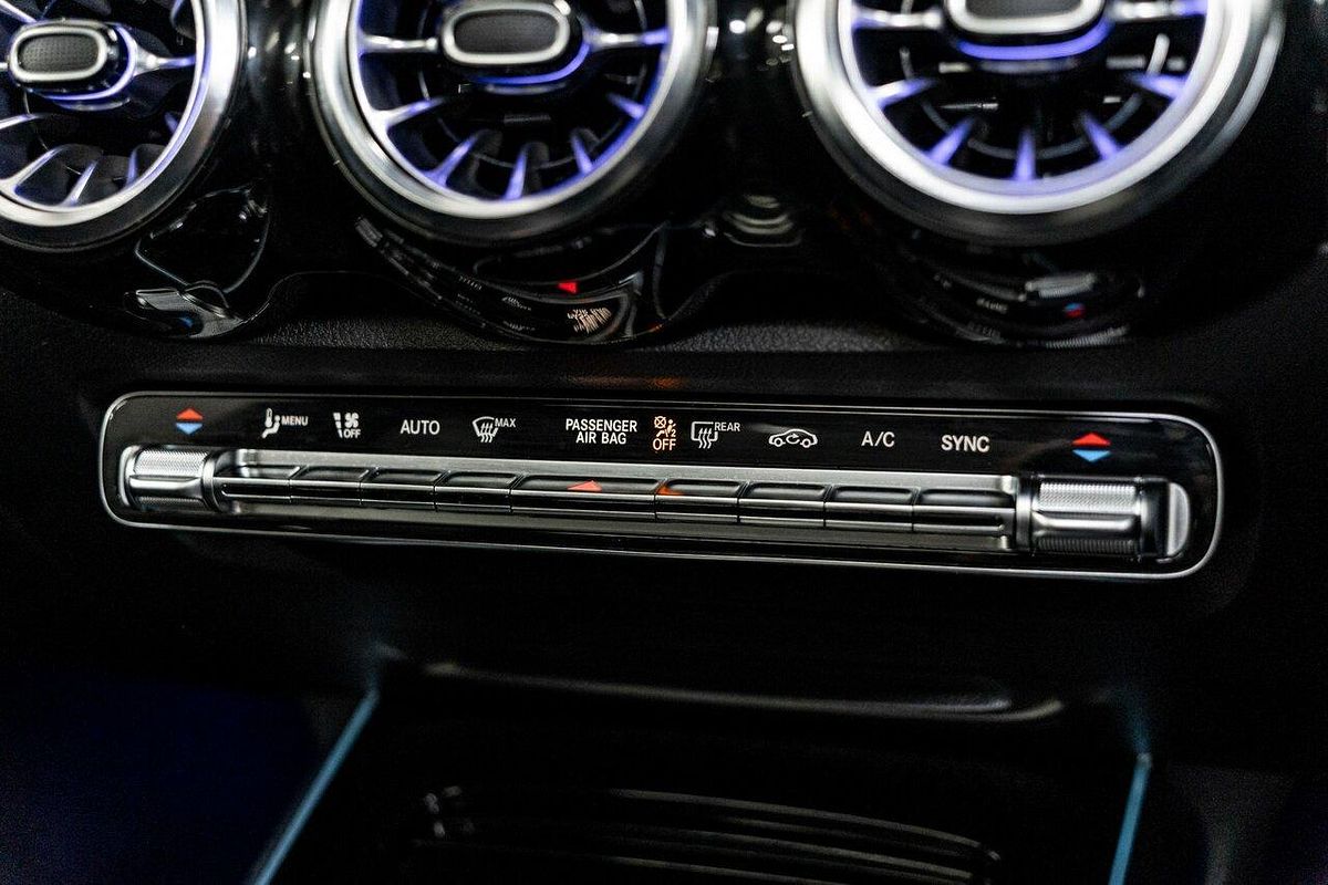 2024 Mercedes-Benz GLB-Class GLB200 X247