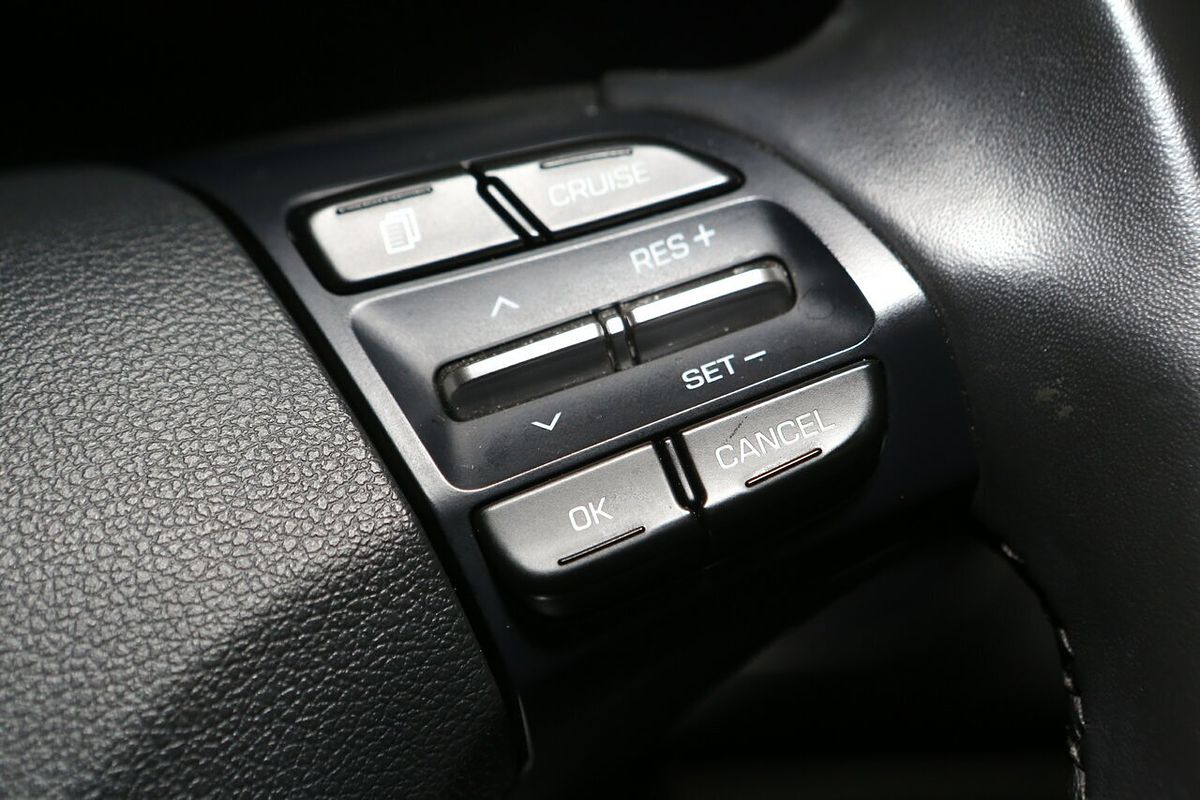 2019 Hyundai Elantra Active AD.2