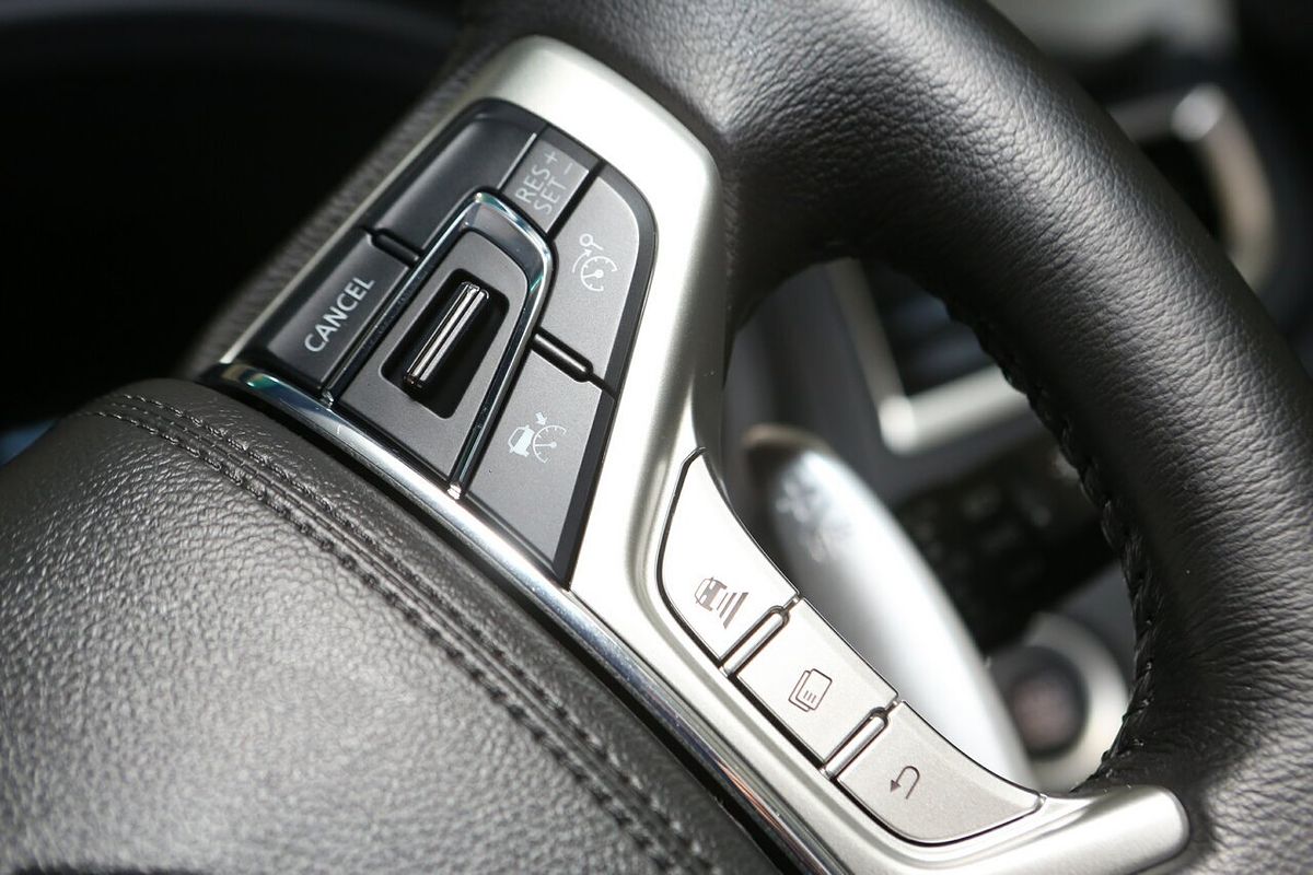 2024 Mitsubishi Pajero Sport GLX QF