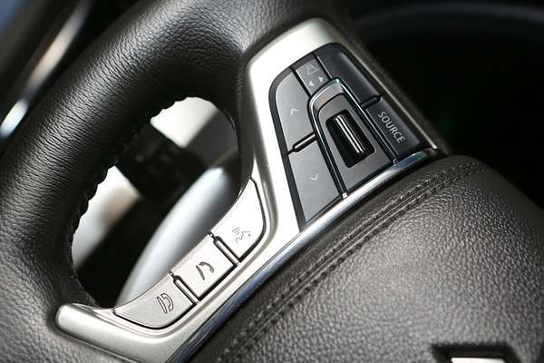 2024 Mitsubishi Pajero Sport GLX QF