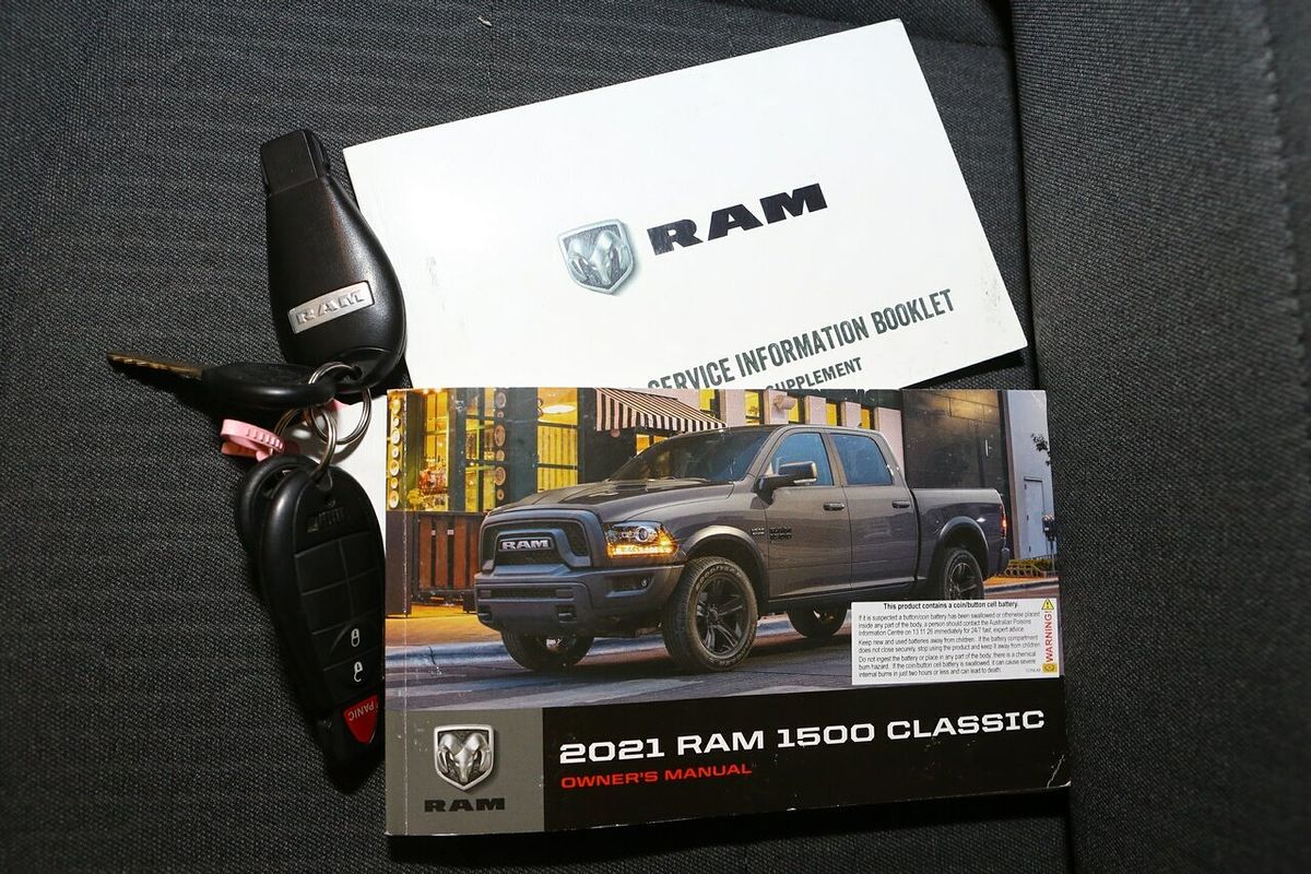 2022 RAM 1500 Express DS 4X4 SWB