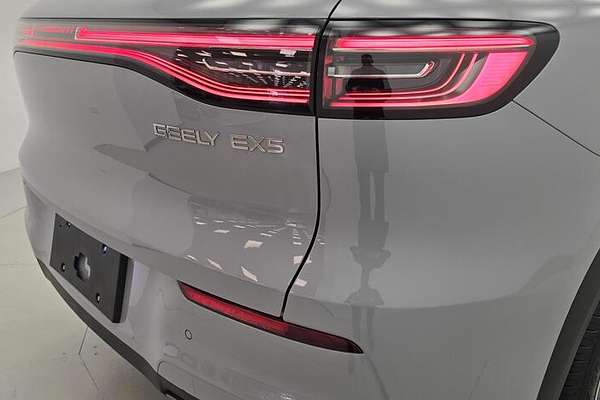 2025 Geely EX5 Inspire E245