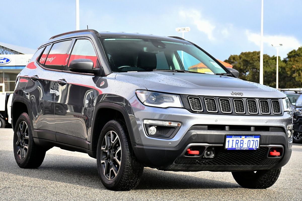 2021 Jeep Compass Trailhawk M6