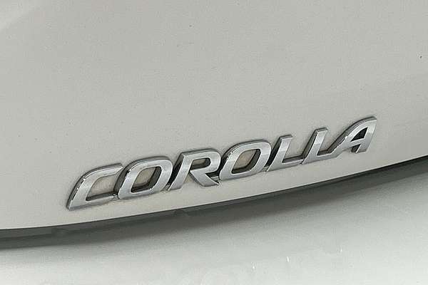 2022 Toyota Corolla Ascent Sport Hybrid ZWE219R