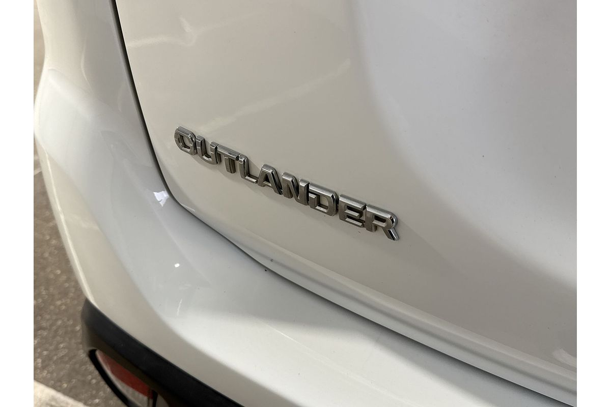 2017 Mitsubishi Outlander ES ZL