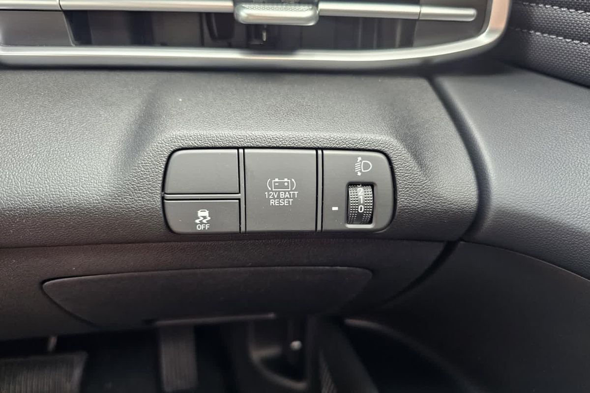 2025 Hyundai i30 Hybrid CN7.V2