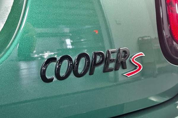 2023 MINI Hatch Cooper S Classic F55 LCI-2