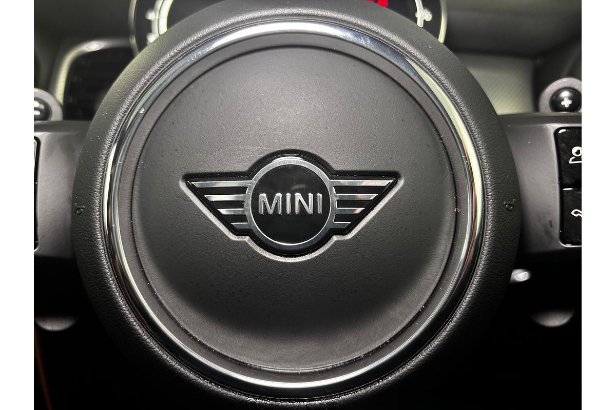 2023 MINI Hatch Cooper S Classic F55 LCI-2