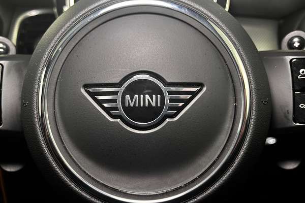 2023 MINI Hatch Cooper S Classic F55 LCI-2