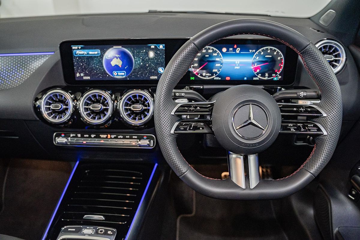 2025 Mercedes-Benz GLA-Class GLA200 H247