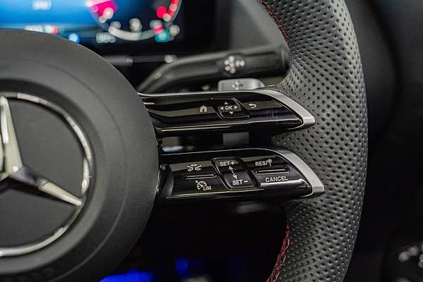 2025 Mercedes-Benz GLA-Class GLA200 H247