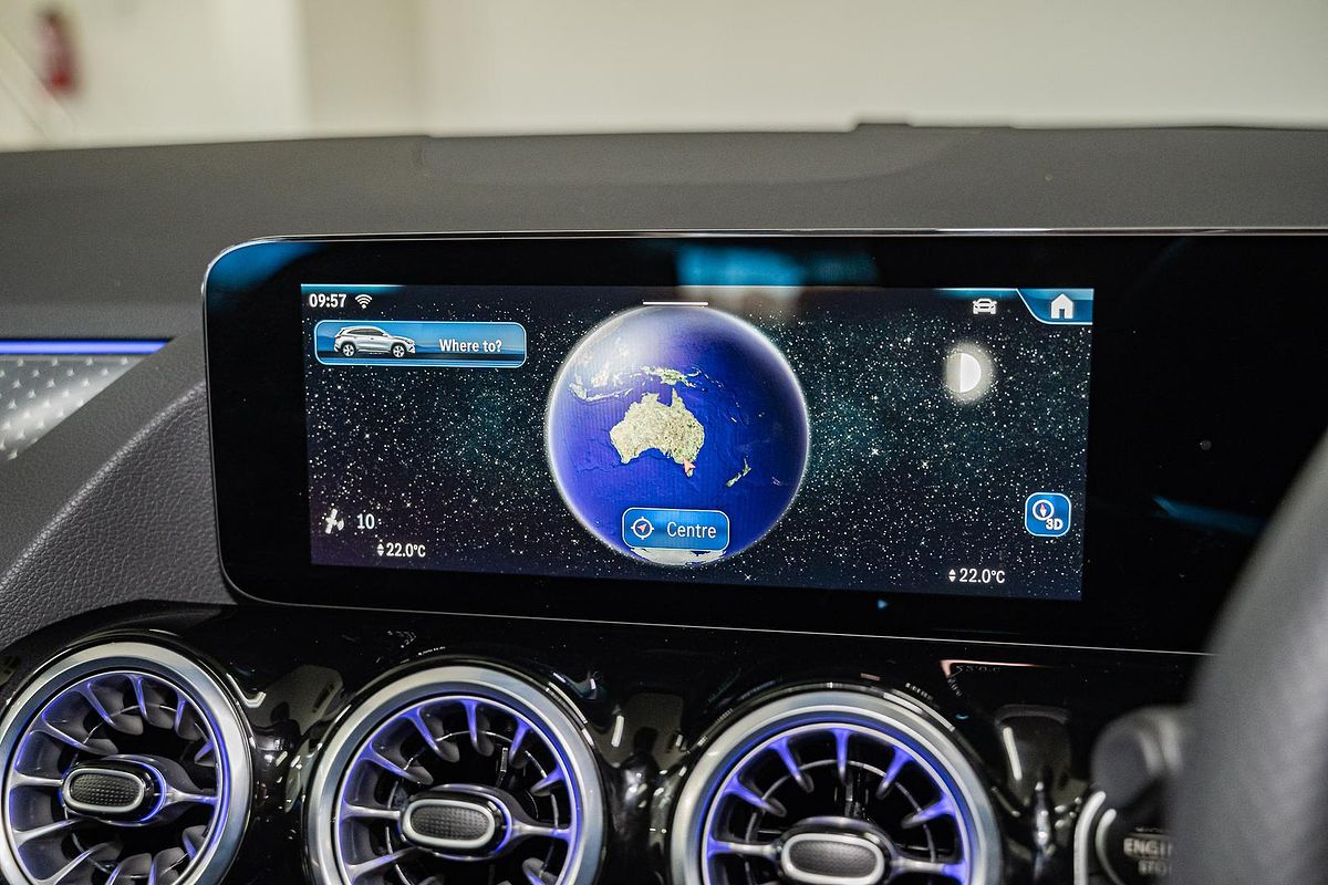 2025 Mercedes-Benz GLA-Class GLA200 H247
