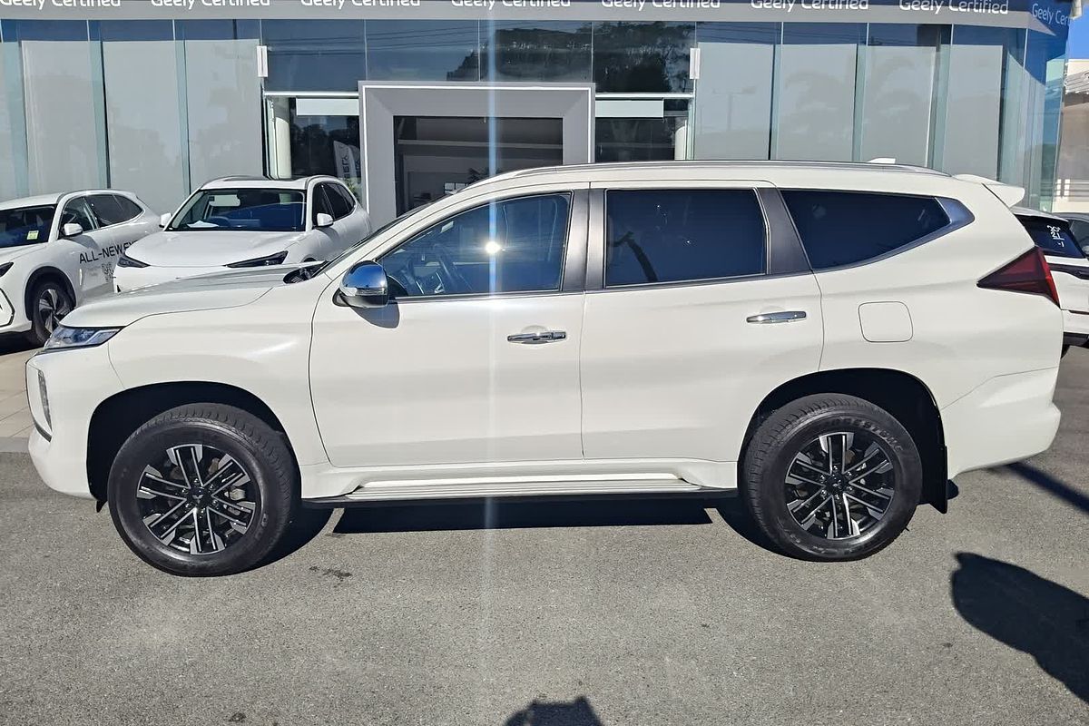 2022 Mitsubishi Pajero Sport GLS QF