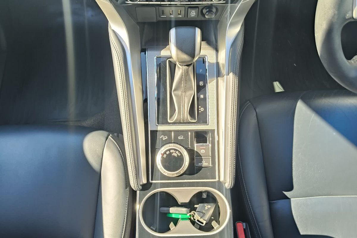 2022 Mitsubishi Pajero Sport GLS QF