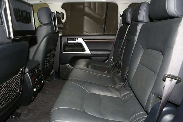 2019 Toyota Landcruiser Sahara VDJ200R