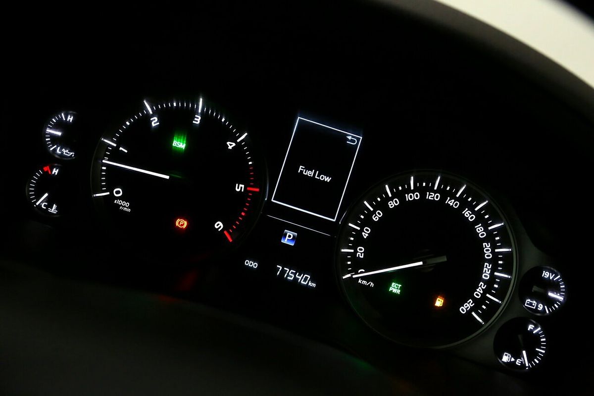 2019 Toyota Landcruiser Sahara VDJ200R