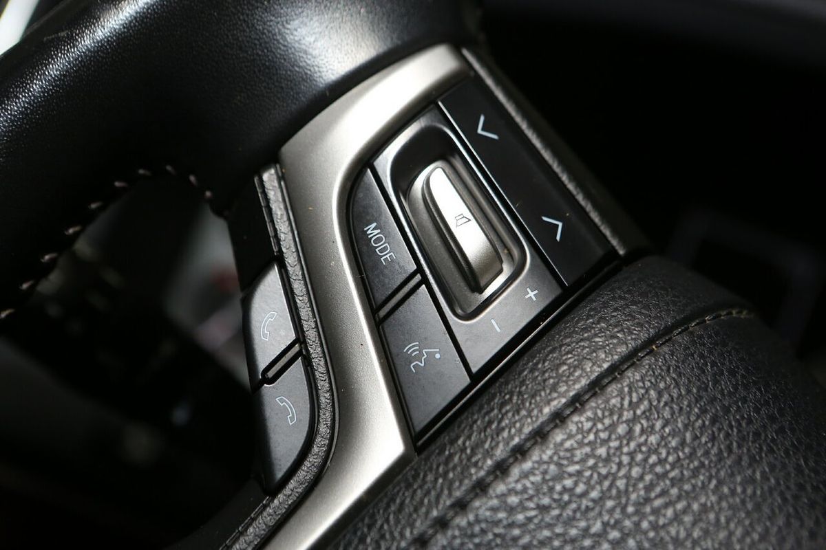 2019 Toyota Landcruiser Sahara VDJ200R