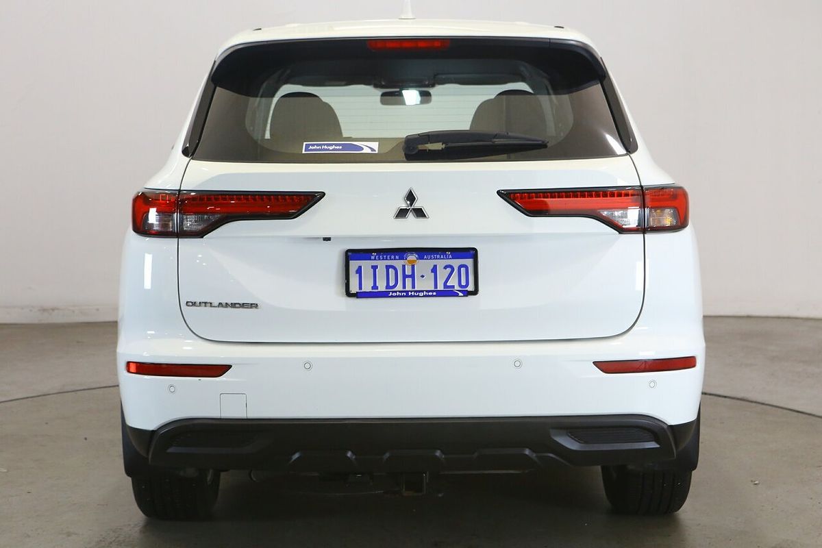 2022 Mitsubishi Outlander ES ZM