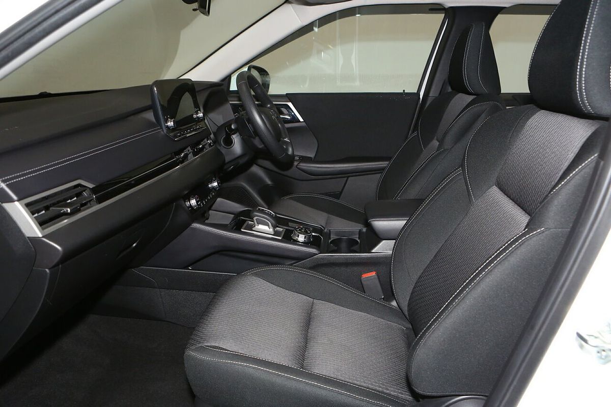 2022 Mitsubishi Outlander ES ZM
