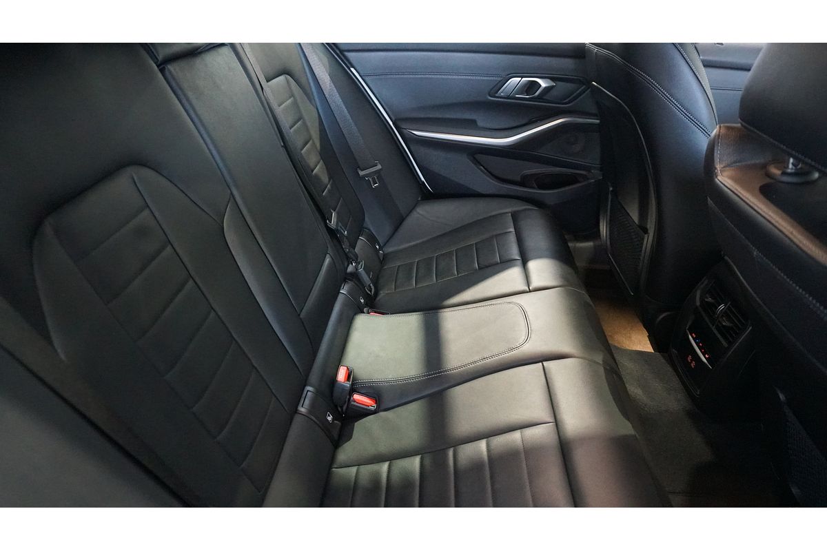 2021 BMW 3 Series 330i Luxury Line G20