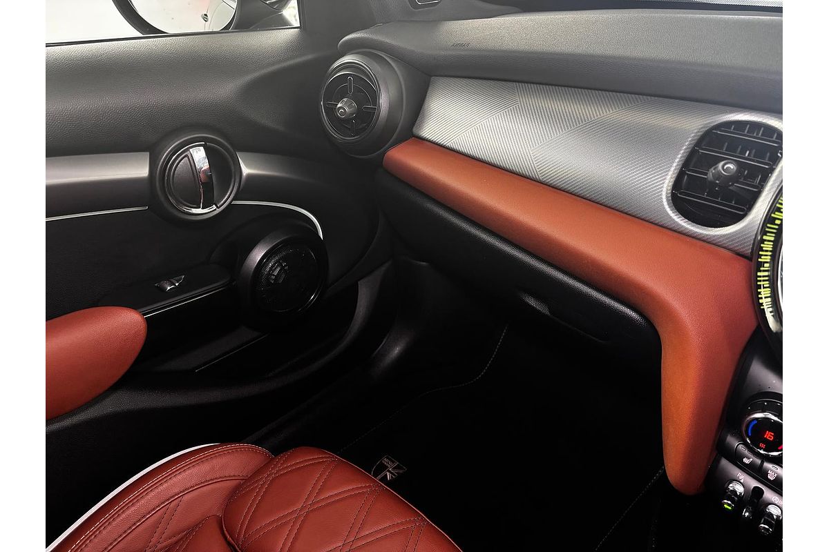 2023 MINI Hatch Cooper S Classic F55 LCI-2