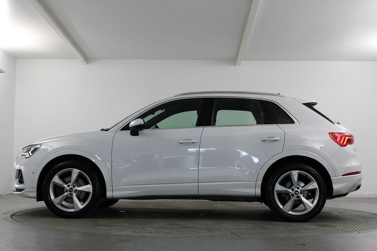 2022 Audi Q3 40 TFSI F3