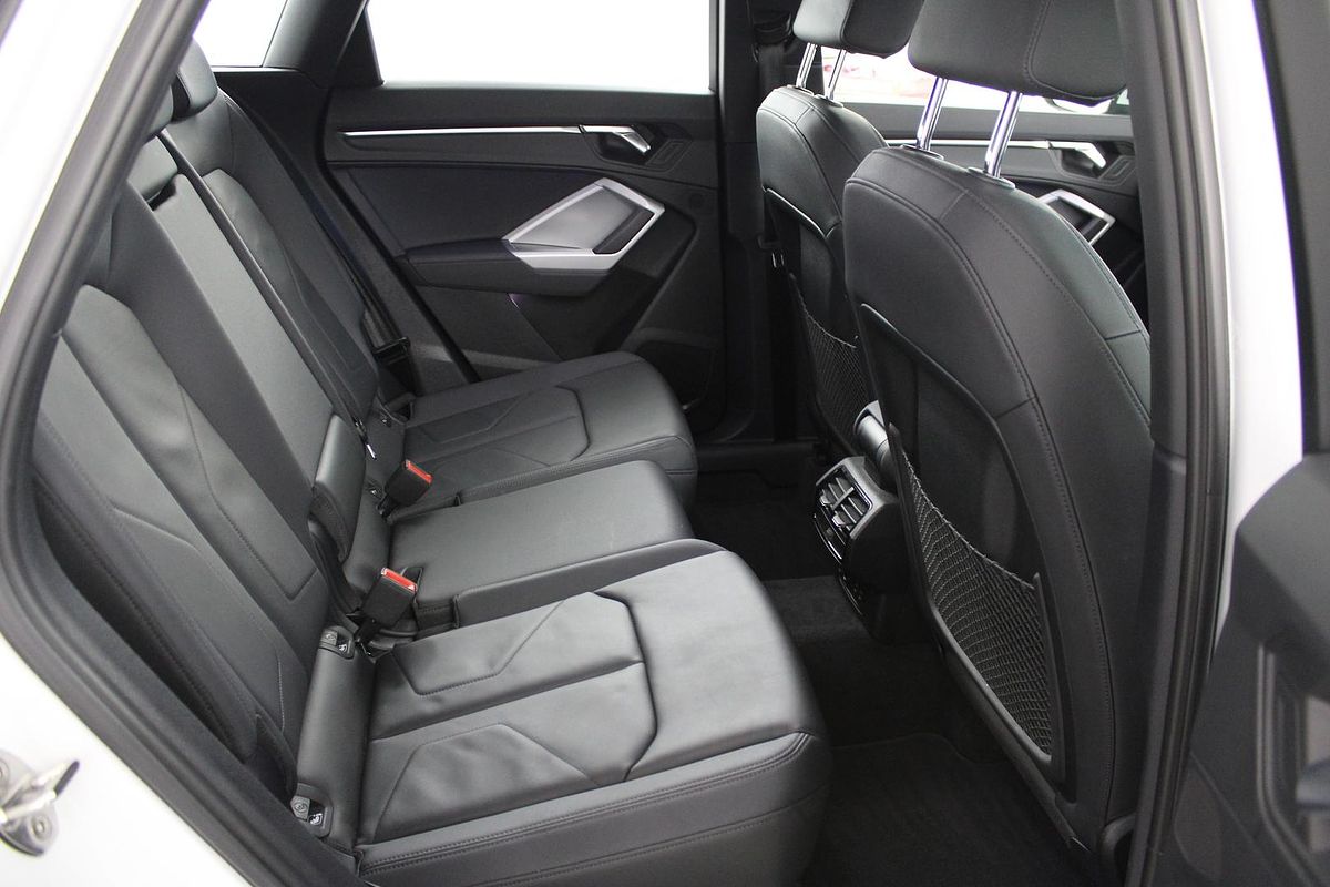 2022 Audi Q3 40 TFSI F3