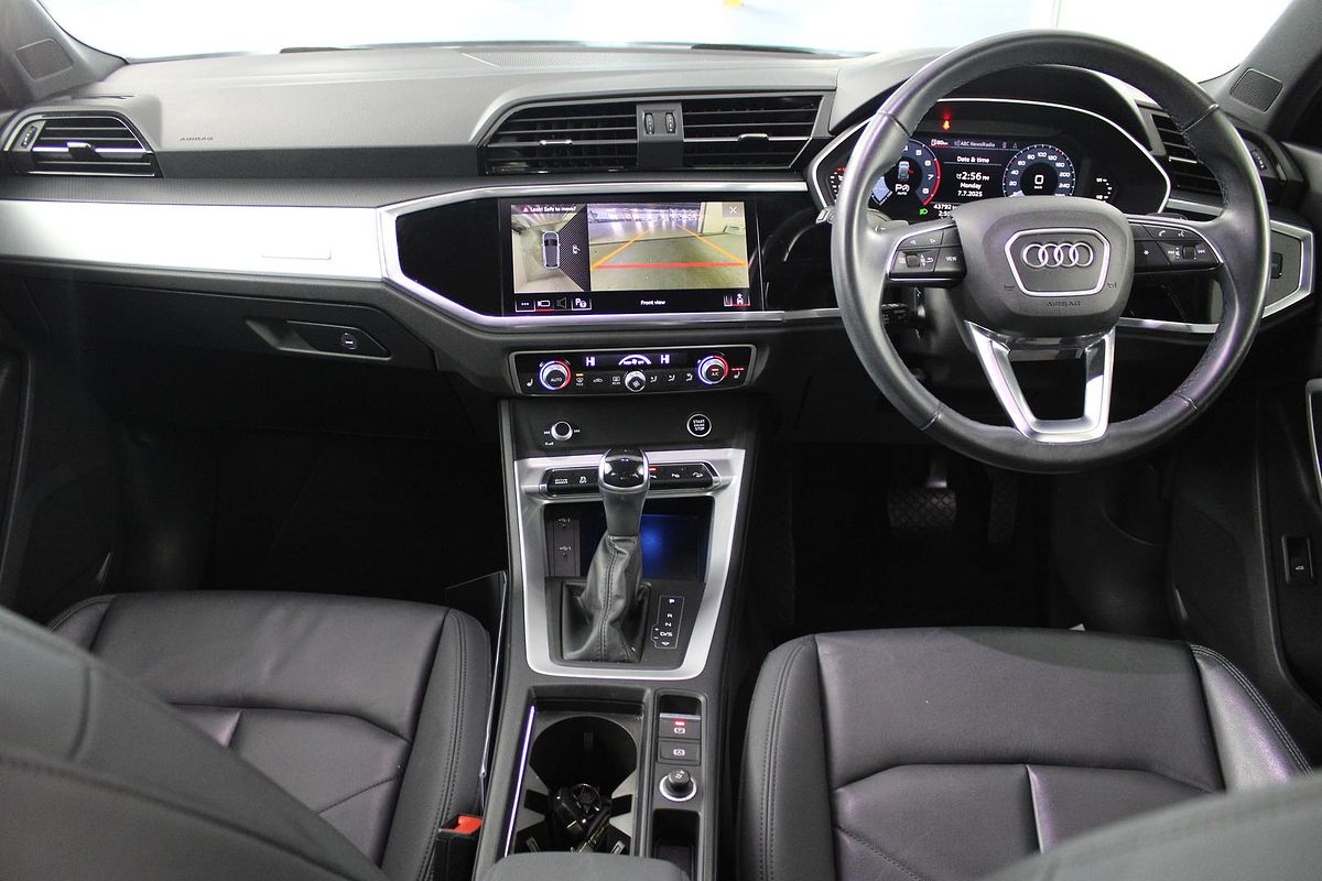 2022 Audi Q3 40 TFSI F3