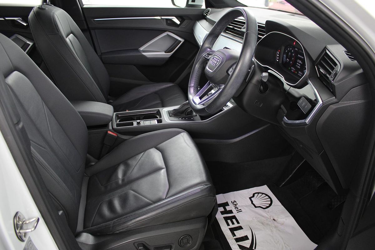 2022 Audi Q3 40 TFSI F3