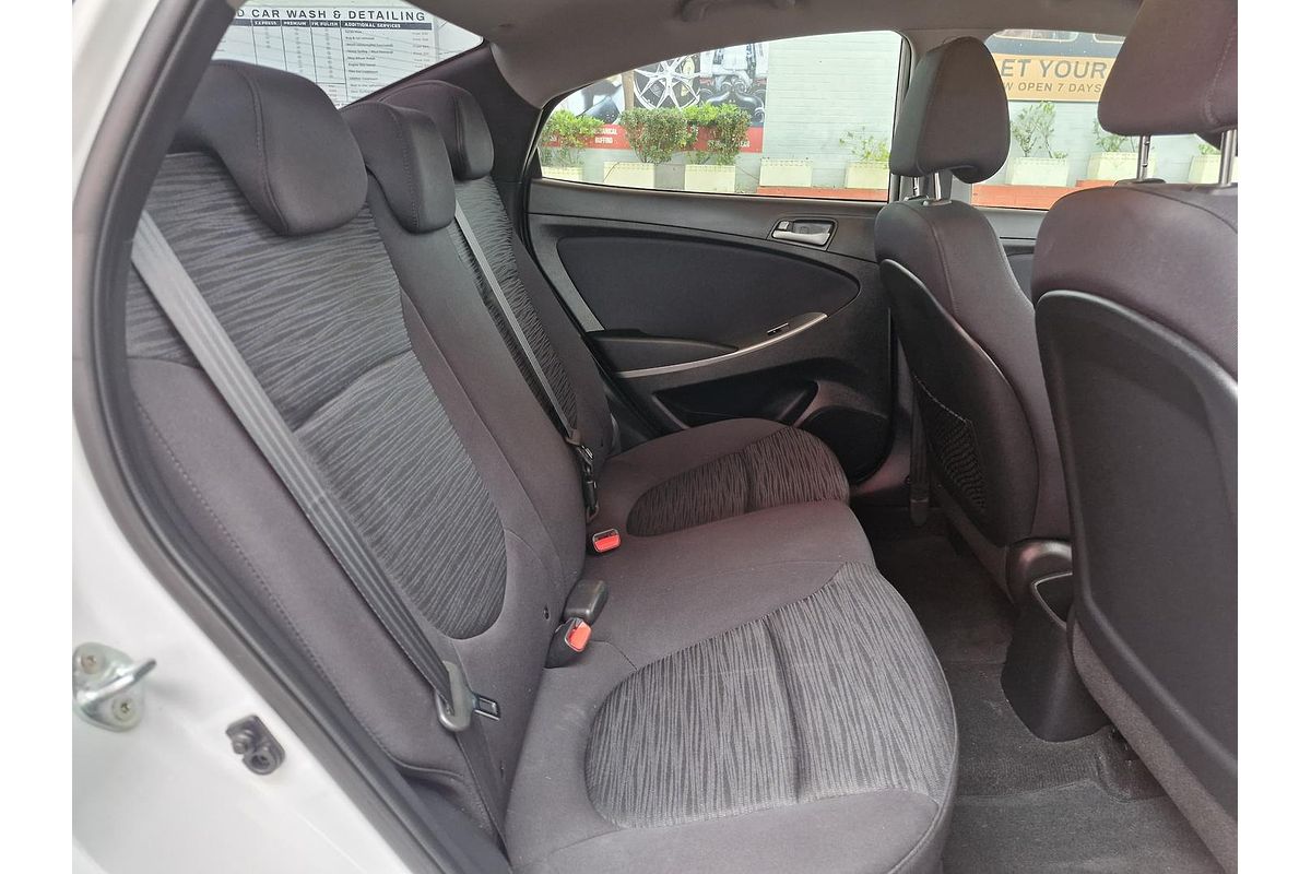 2018 Hyundai Accent Sport RB6