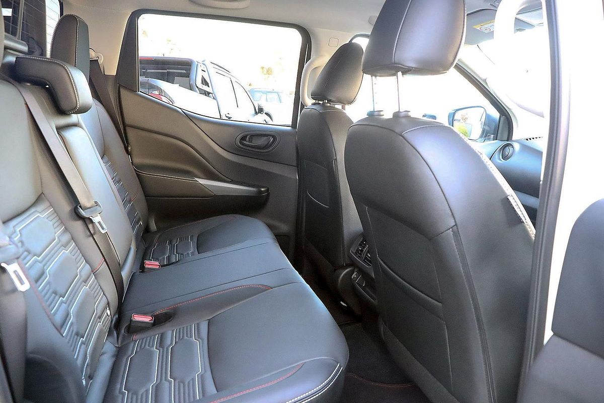 2024 Nissan Navara PRO-4X Warrior D23 4X4