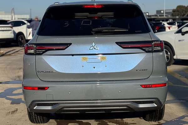 2025 Mitsubishi Outlander Exceed ZM