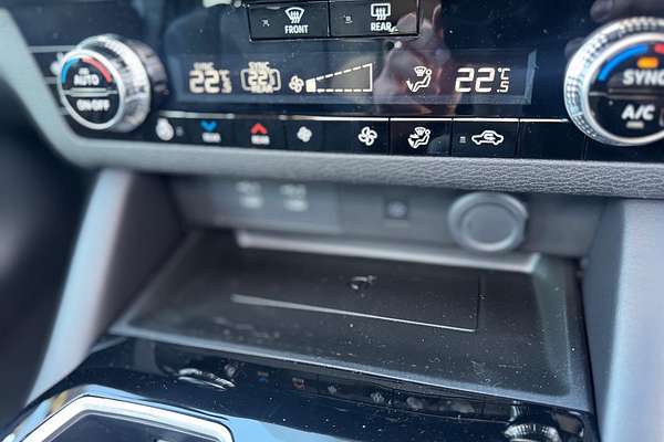 2025 Mitsubishi Outlander Exceed ZM