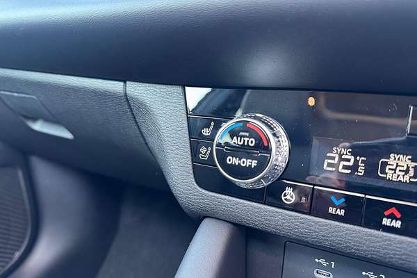 2025 Mitsubishi Outlander Exceed ZM