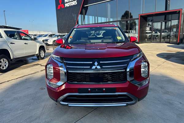 2025 Mitsubishi Outlander LS ZM
