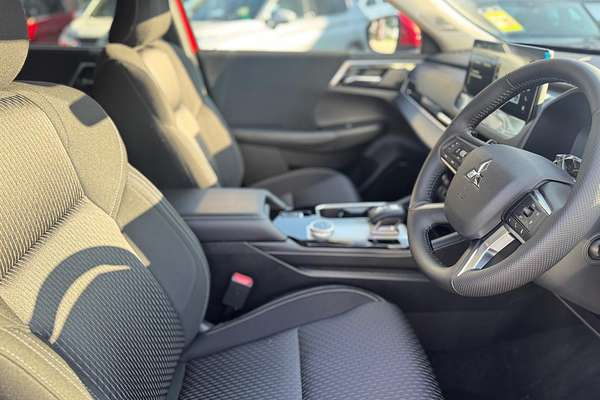 2025 Mitsubishi Outlander LS ZM