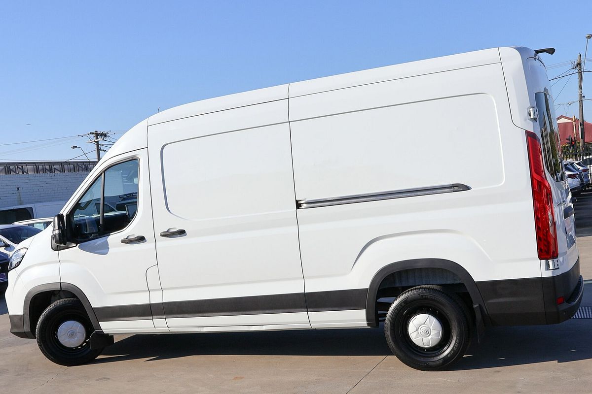 2022 LDV Deliver 9 LWB