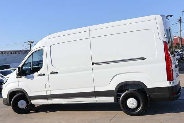 2022 LDV Deliver 9 LWB