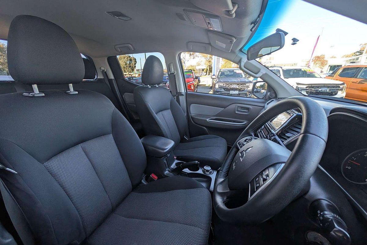 2016 Mitsubishi Triton GLS MQ 4X4