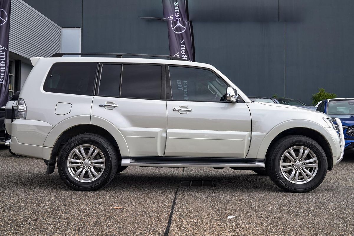 2017 Mitsubishi Pajero GLX NX