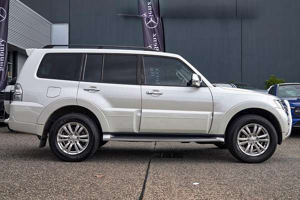 2017 Mitsubishi Pajero GLX NX