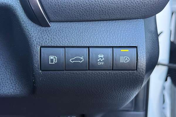 2018 Toyota Camry Ascent ASV70R