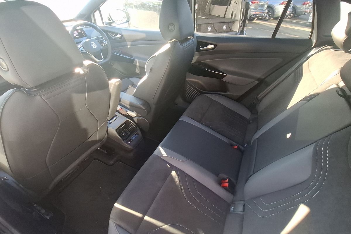 2024 Volkswagen ID.4 Pro E2