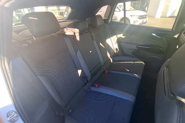 2024 Volkswagen ID.4 Pro E2