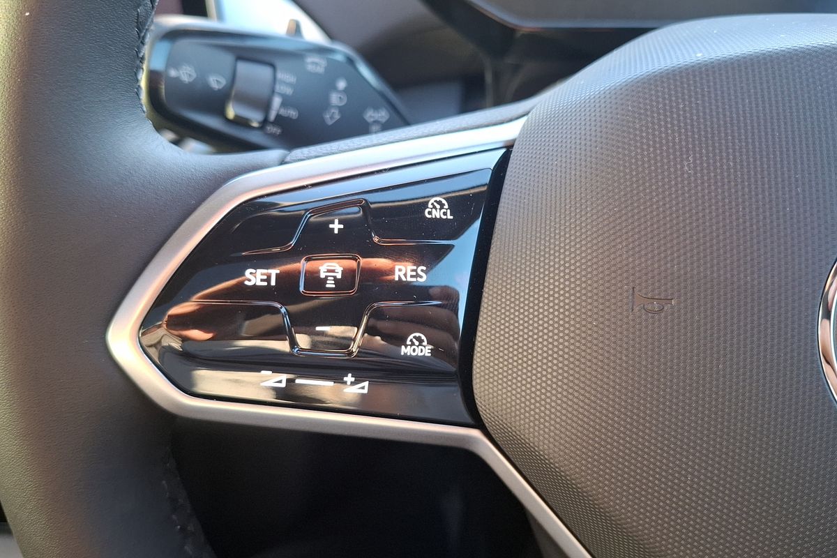 2024 Volkswagen ID.4 Pro E2