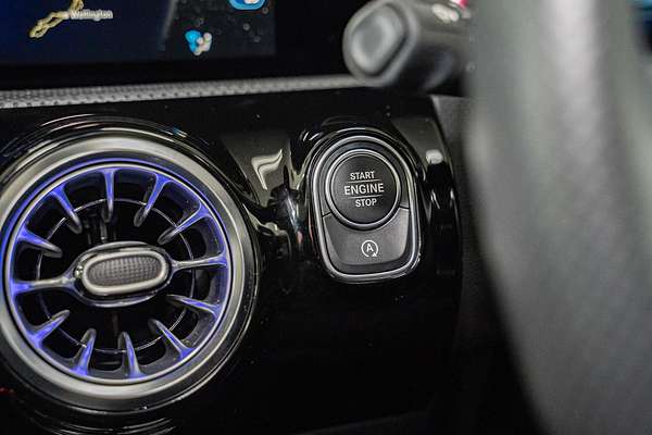 2024 Mercedes-Benz A-Class A250 W177