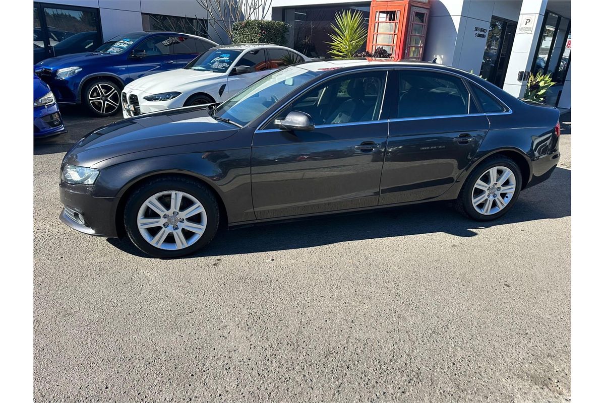 2009 Audi A4 B8