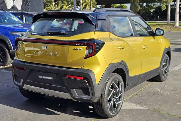 2025 Mahindra XUV3XO AX7L