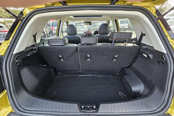 2025 Mahindra XUV3XO AX7L
