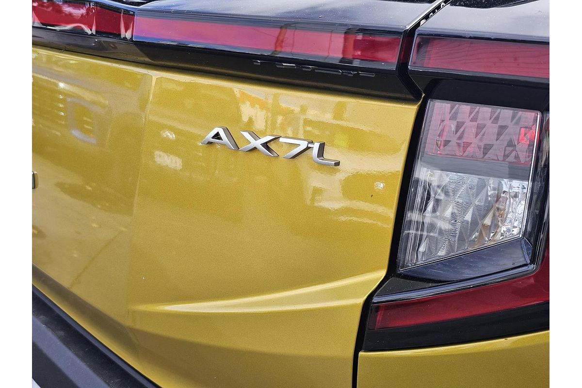 2025 Mahindra XUV3XO AX7L